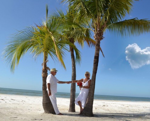 Brautpaar Strandhochzeit Florida